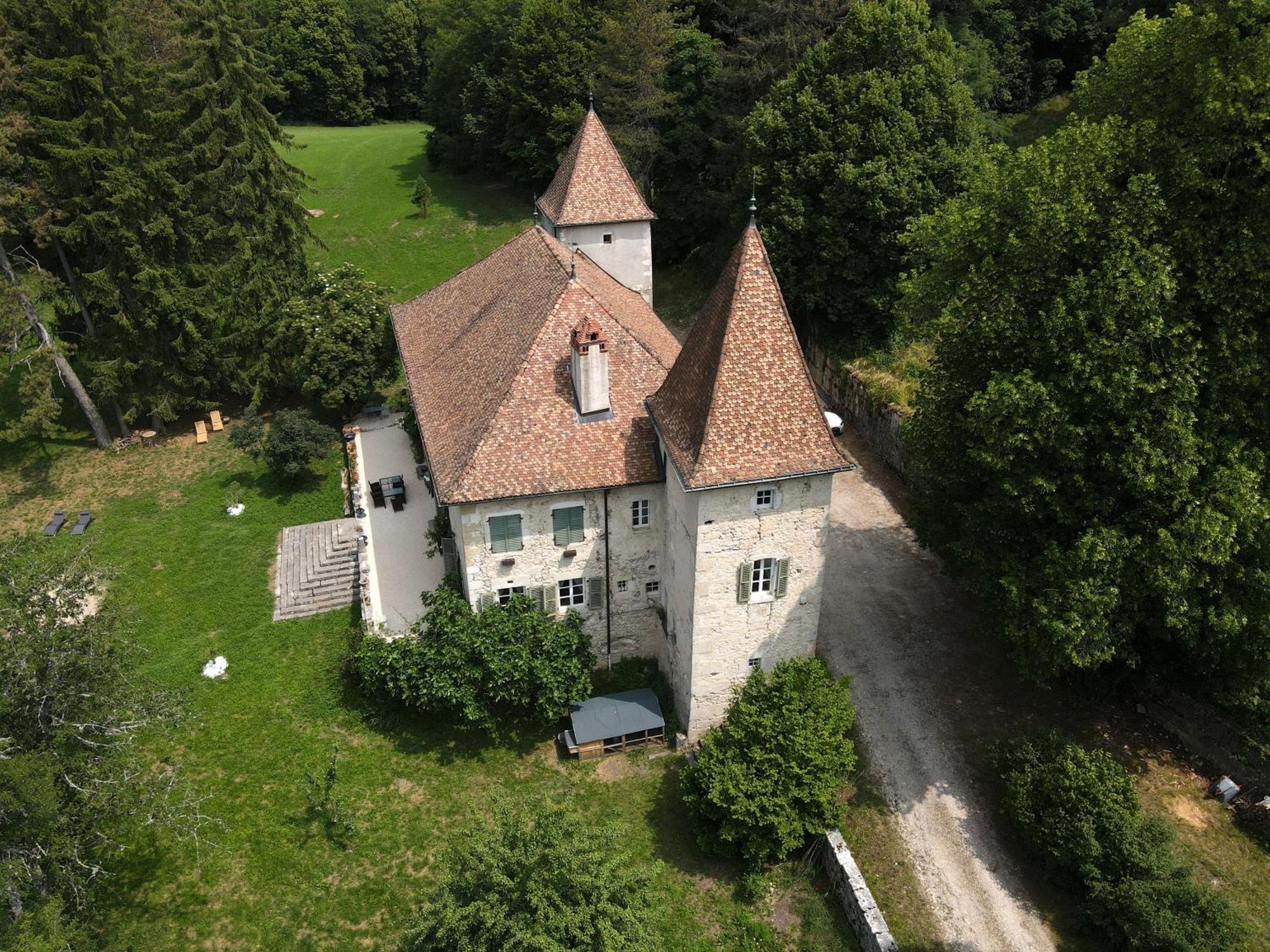 Domaine Du Tres-Haut - Chateau De Montanges Exterior photo